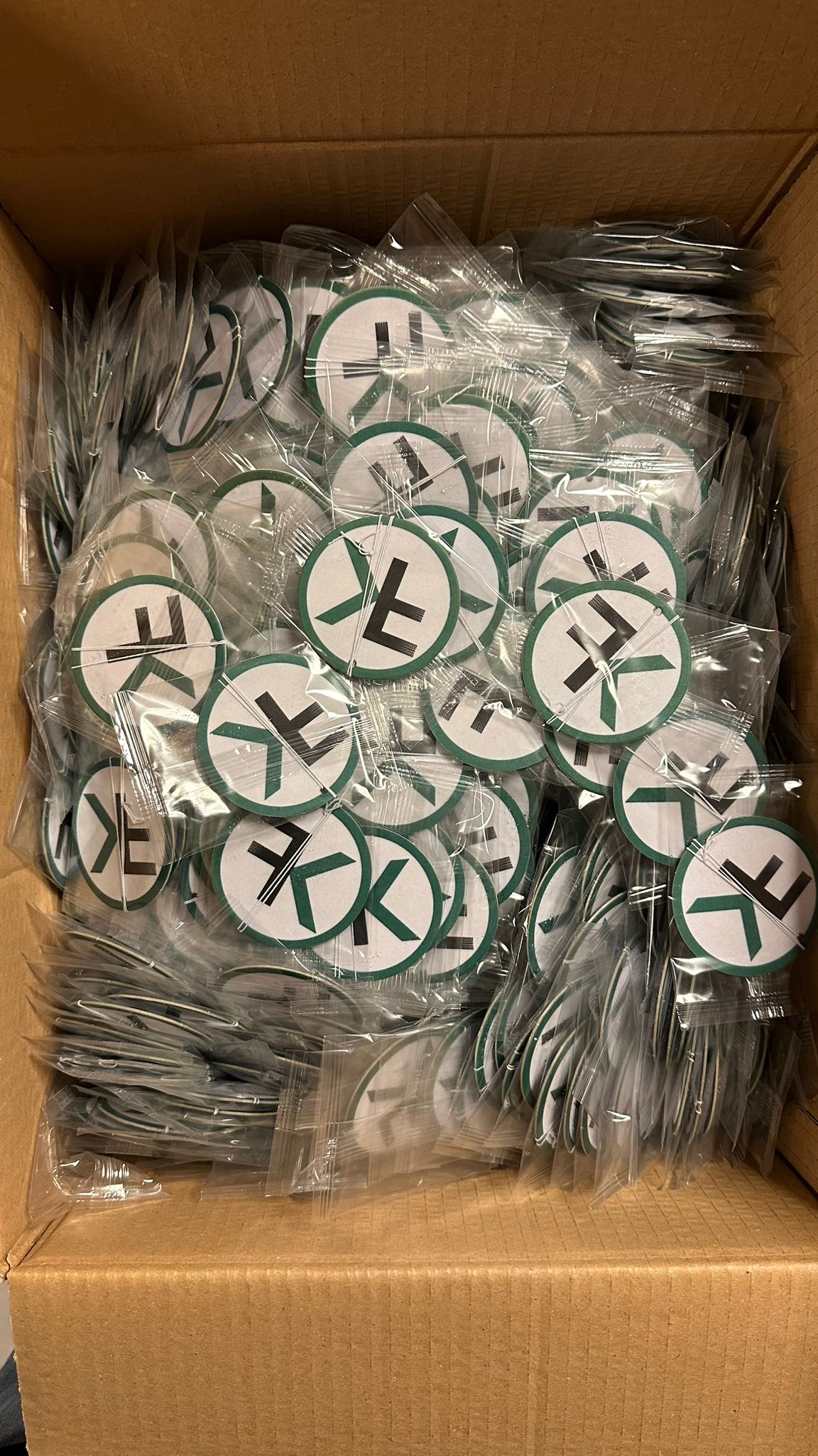 Bulk custom air fresheners with promotional logos, ideal for trade shows and corporate events